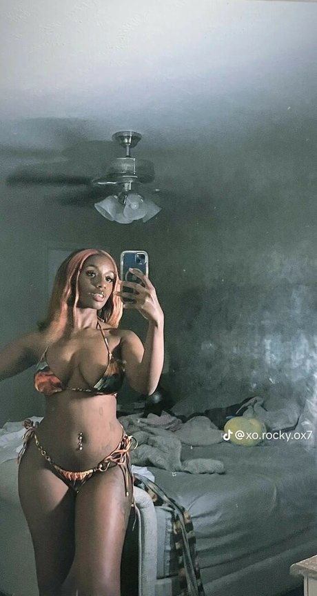 xo rocky ox7 star du porno sympa galerie