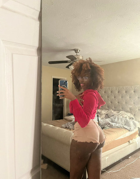 xo rocky ox7 star du porno en haute qualité des photos