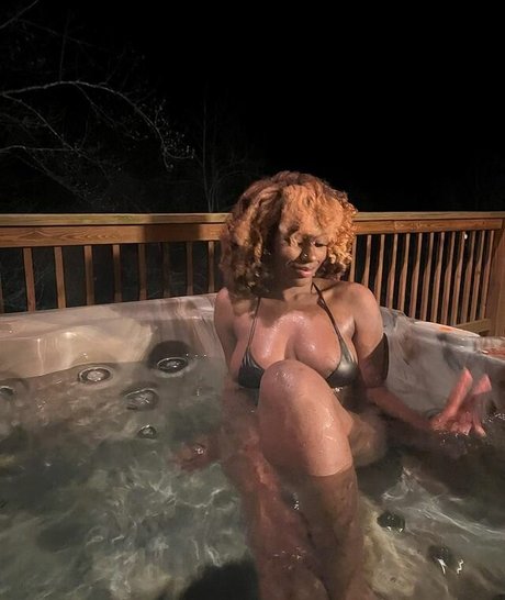 xo rocky ox7 nus étoiles galeries