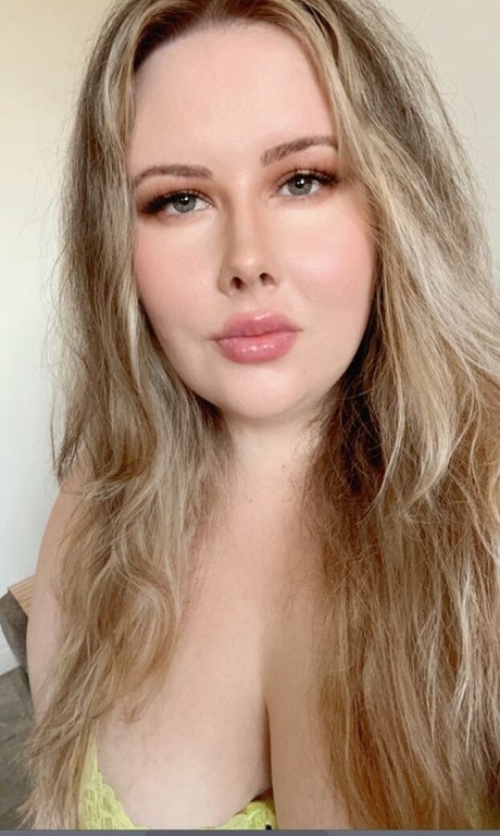 Traycee jolie star du porno images