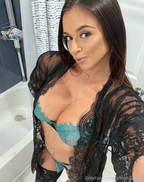 fans emo potelés uniquement top magnifique des photos