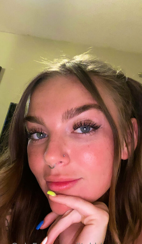 fans asiatiques de findom uniquement chaud nu photo