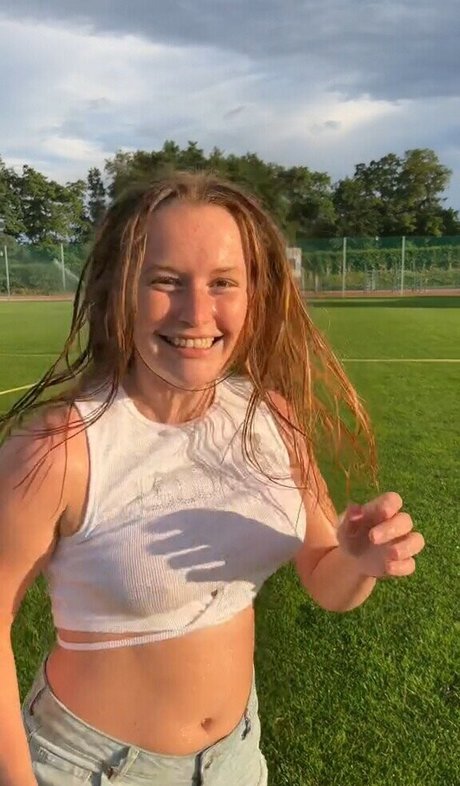 Kaja Mood belle star du porno image