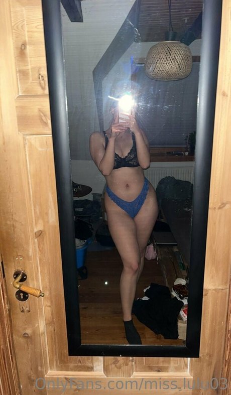 reine de pique onlyfans nu de haute qualité collection