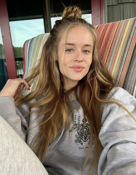 laurenann77 actrice chaude img