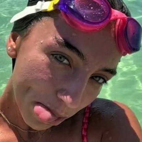 Ellie Rae Dobleske modèle adulte archive