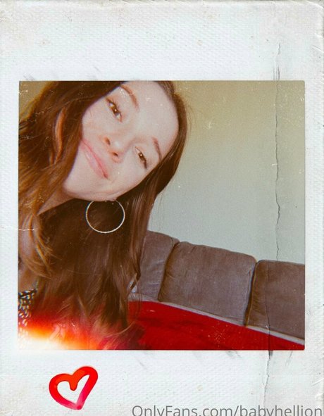 babyhellion étoile sexy img