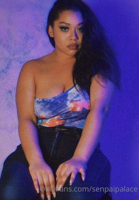 fans masculins asiatiques uniquement haut por image