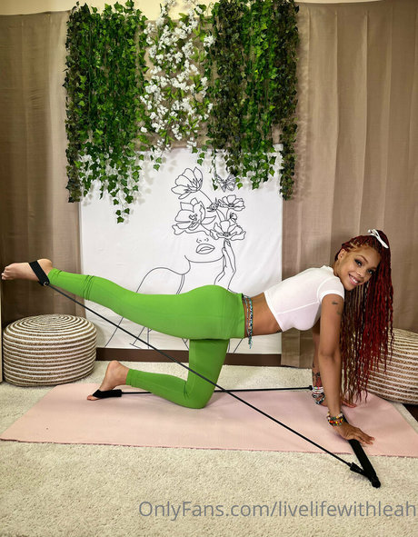 fans asiatiques de findom uniquement belle définition des photos