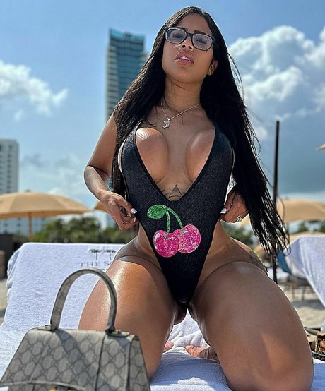 Karen Havary actrice exclusive galerie