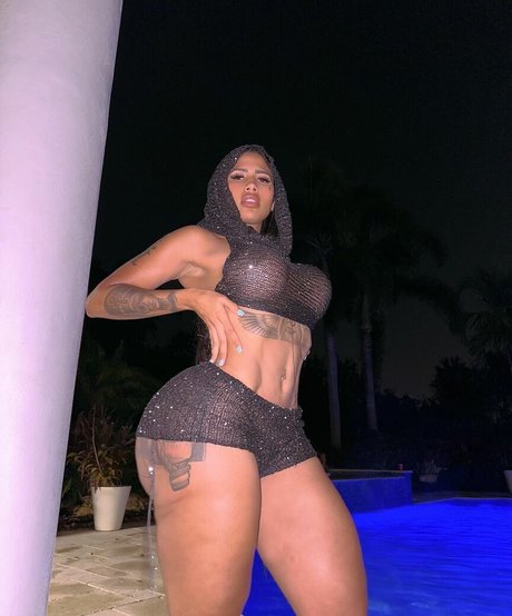 bubble butt onlyfans exclusif sympa collection