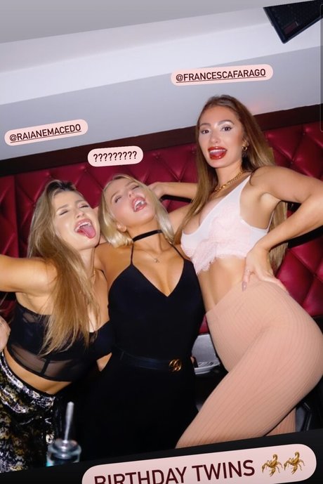 ébène sexy onlyfans haut de gamme photo