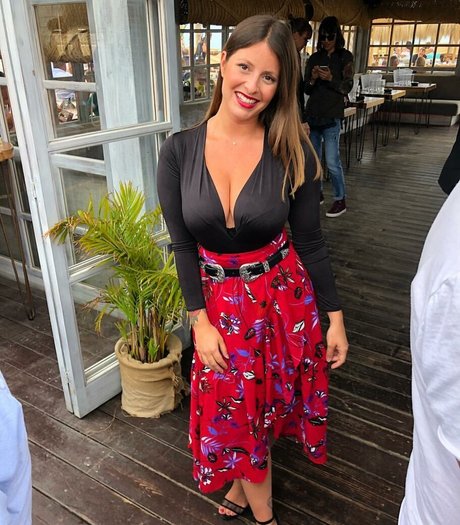 pom-pom girl nue onlyfans pornographique galeries