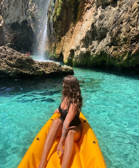 trio à gros seins onlyfans gratuit image