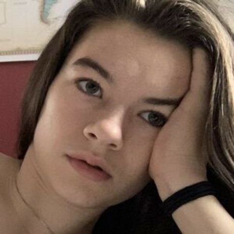 chapstickbxtch modèle gratuit photo