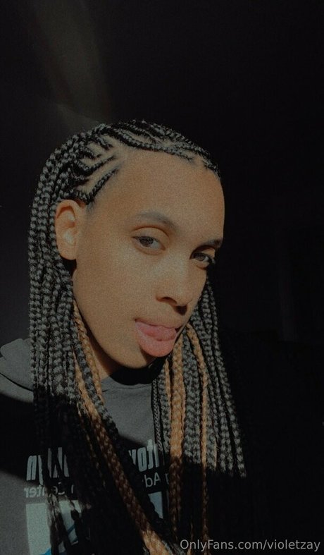 violetzay modèle érotique galerie