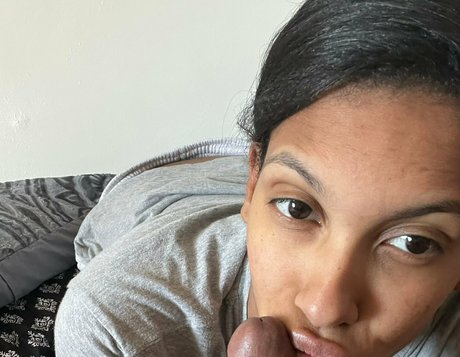 violetzay actrice adulte des photos