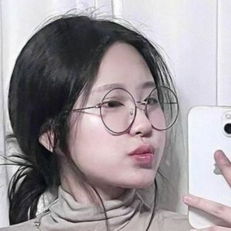 w__0 0__n modèle nu img