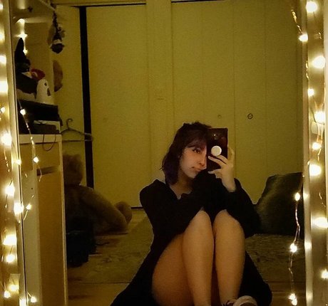 RadioJH actrice nue galeries