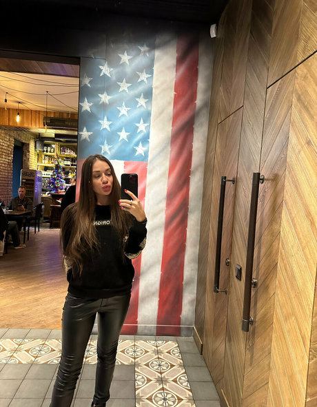 Kitty Katty étoile xxx img