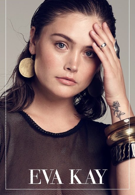 Eva Kay Serres star érotique image