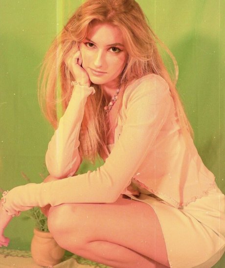 Ann Osok belle étoile galerie