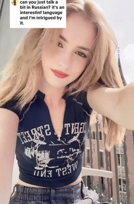 Ann Osok étoile de l'art archive