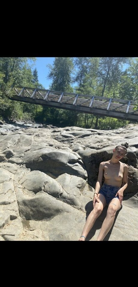 sativa bby étoile sympa image