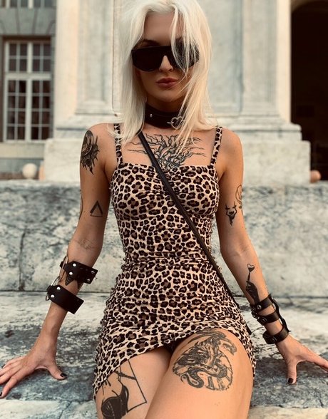 fellation transexuelle onlyfans pornographique adulte archive