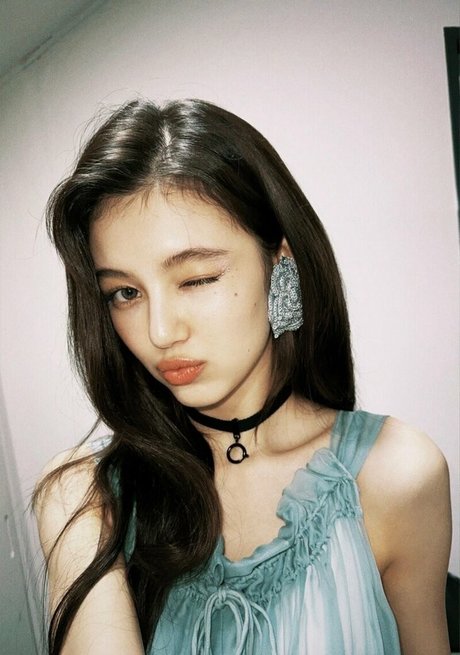 sexe asiatique onlyfans parfait chaud img