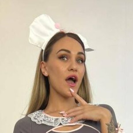 Hello Siri actrice porno galeries