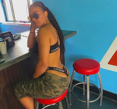 Jaida Parker WWE mannequin image