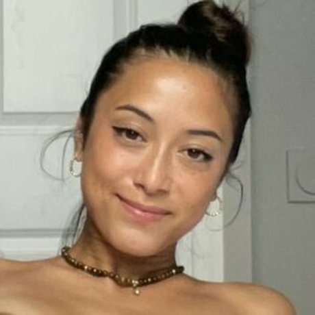 Carolyn Roque star du porno érotique galeries