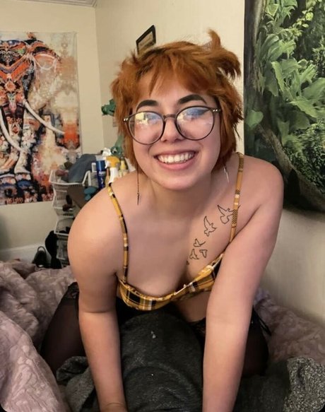 Ivorymeadowlark modèle joli des photos