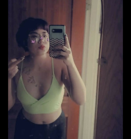 Ivorymeadowlark modèle photos