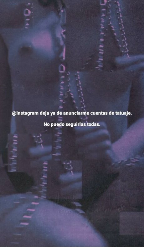 punk doberman modèle sexy photos