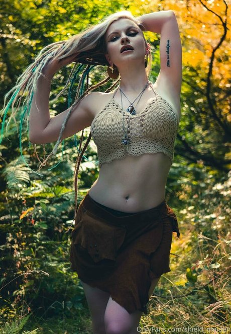 Ruby True étoile chaude galeries