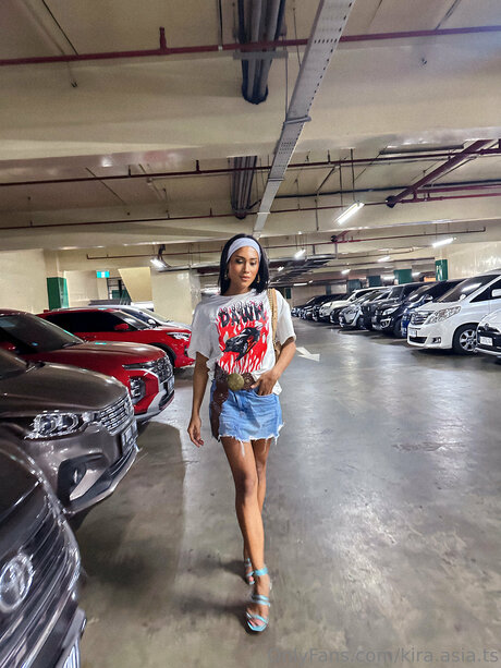 kira asia ts modèle xxx archive