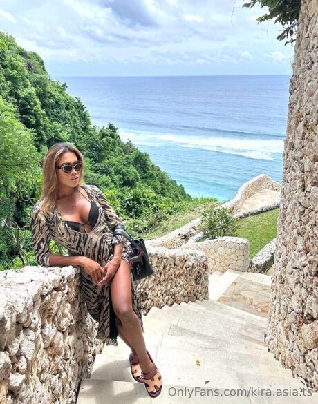 kira asia ts star du sexe archive