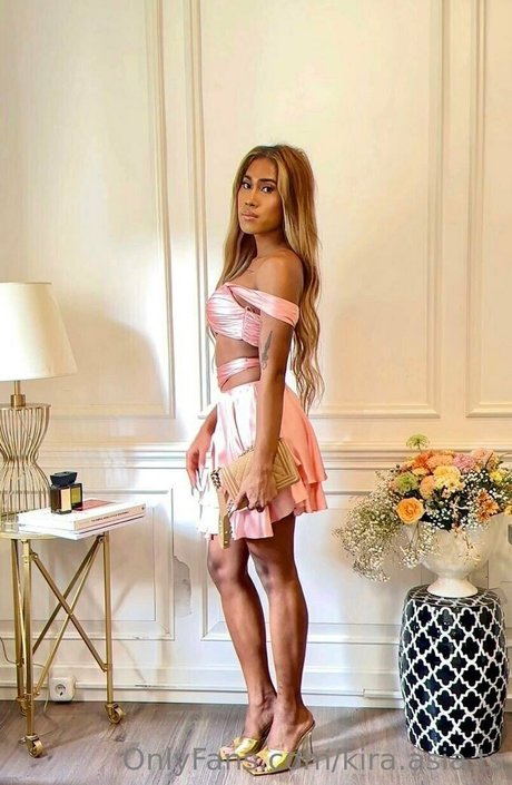 kira asia ts star du porno gratuite photos