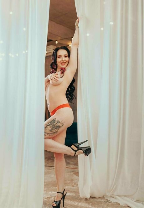 Anastasia kim actrice exclusive photos