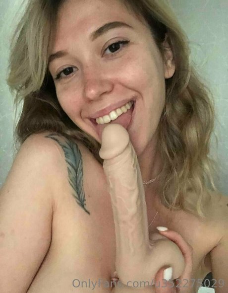 emilly xo modèle hd photos