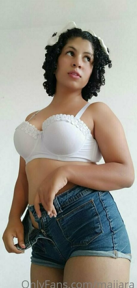 maiiara belle actrice collection