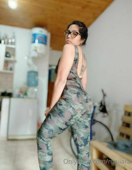 maiiara star du porno sexy img