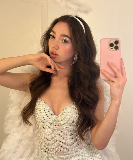 Ruby Jay étoile chaude images