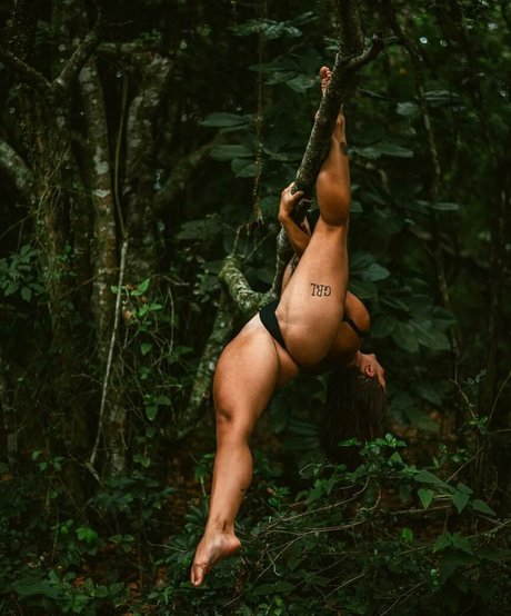 giclée mature uniquementfans jolie xxx photo