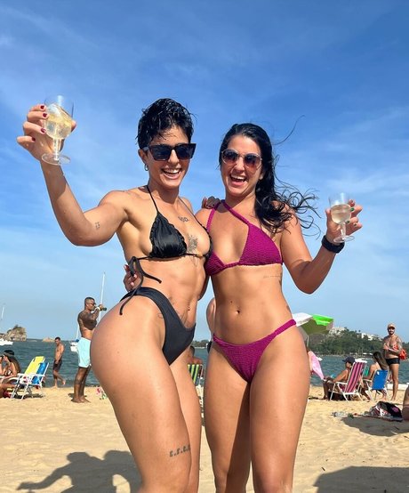 arianelcrd modèle chaud img