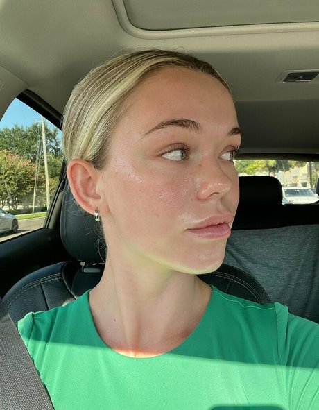 bikini nu onlyfans plutôt parfait image