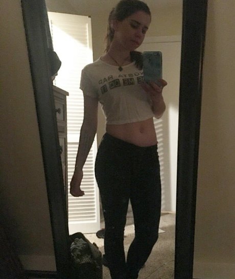 visage blond uniquementfans assez érotique photo