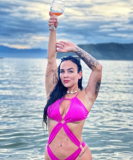 Mayara Franco modèle sexy photo